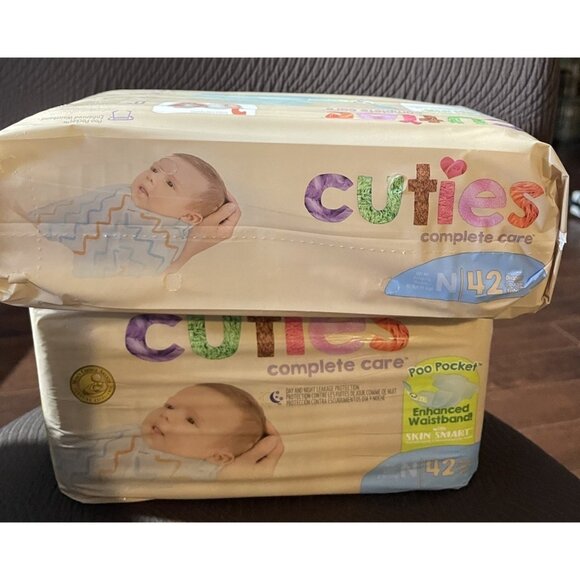 42~Cuties Complete Care Baby Diapers, Size 0 Newborn, 1~Packs of 42 - Picture 5 of 11